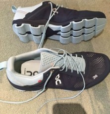 On Cloudsurfer mens running shoes DEMO review