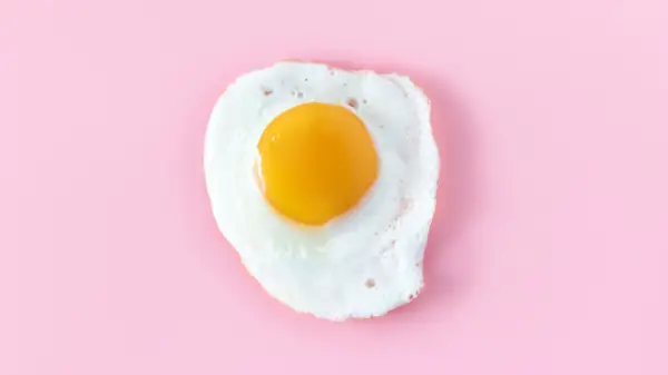 are eggs high in protein and iron